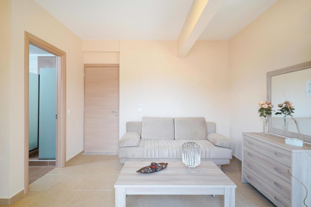 Theodore Apartments Skála Marión Extérieur photo