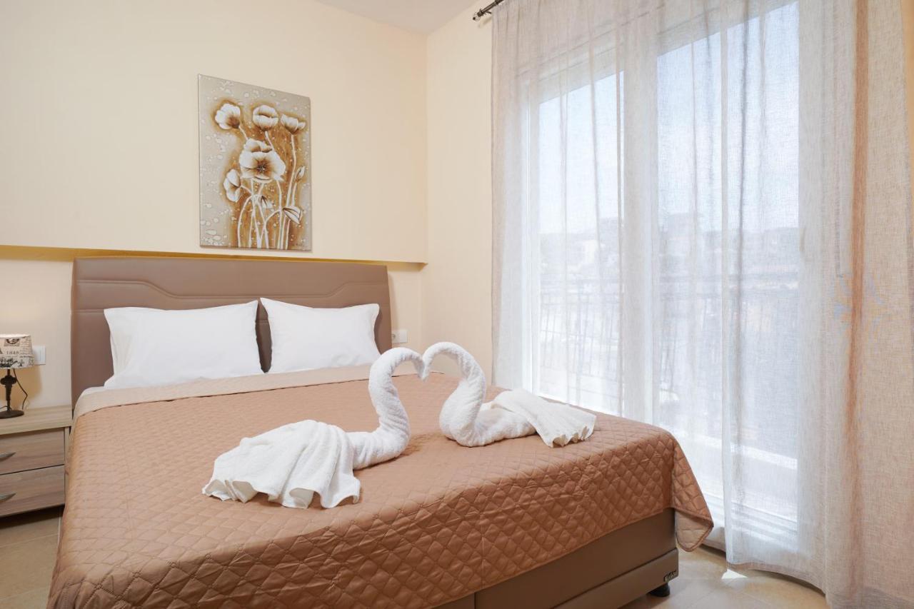 Theodore Apartments Skála Marión Extérieur photo